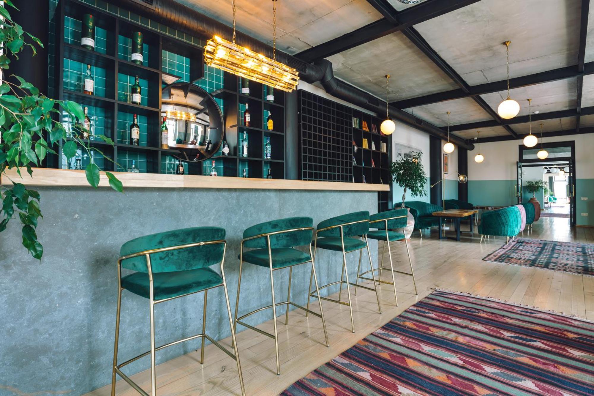 Intourist Kazbegi Hotel Bagian luar foto