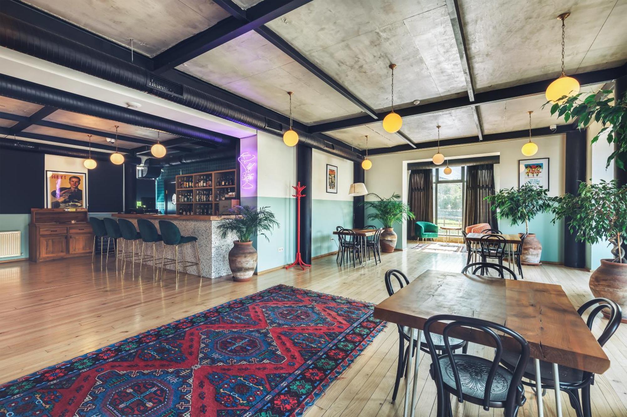 Intourist Kazbegi Hotel Bagian luar foto